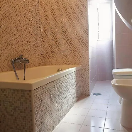 Fatou E Pina Maison Nápoles